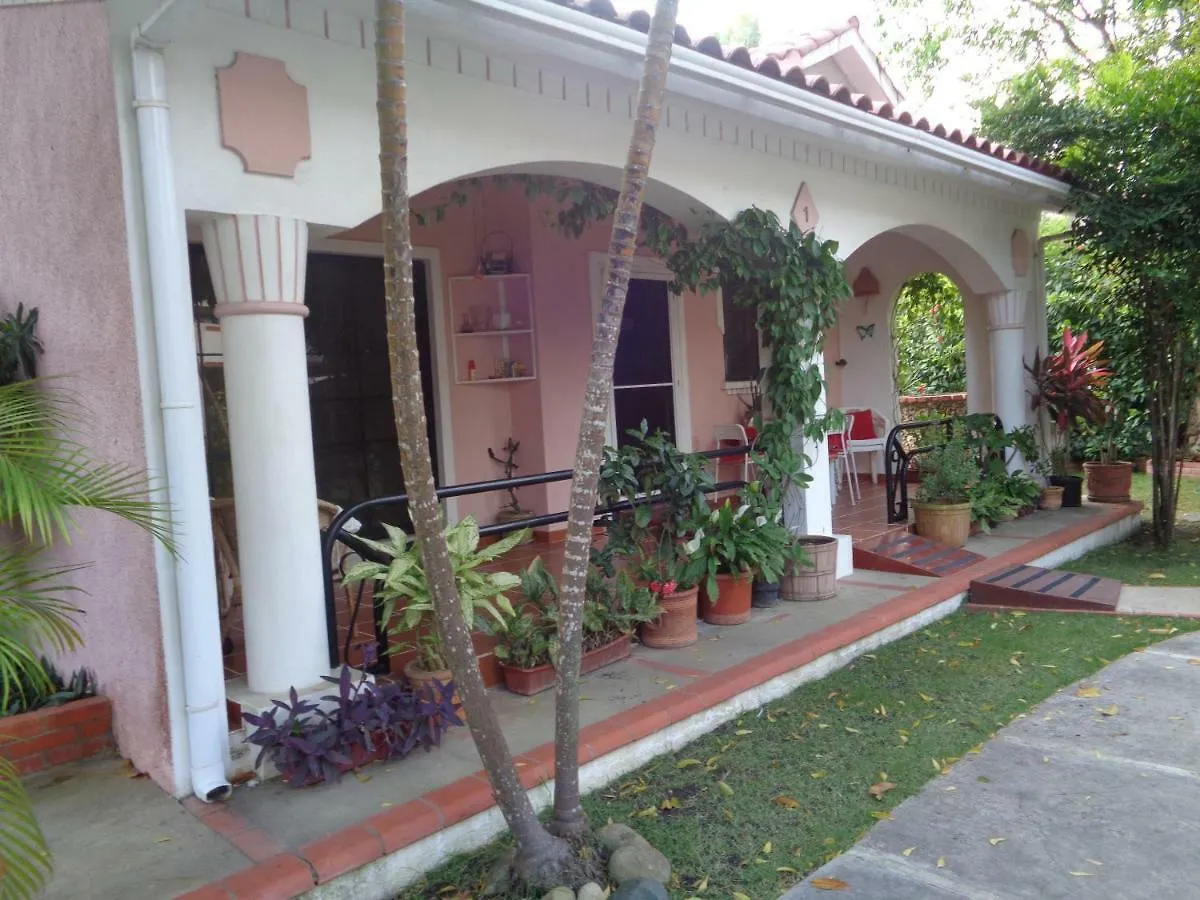 Residencial Las Tejas Villa Boca Chica